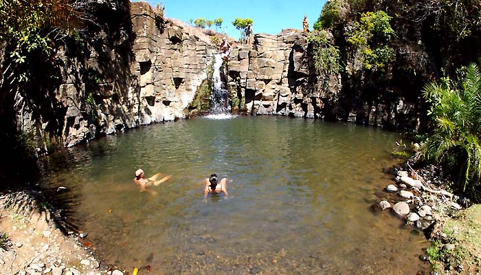 randonnée et baignade à nosy be